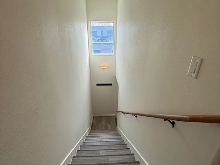 1340 Shaker Place — Photo 18