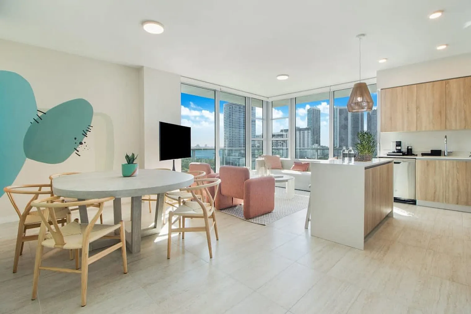 2 bed, 2.0 bath, $7,072 — Photo 3