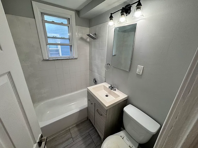 61 W Stratford Pl #G1 — Photo 7