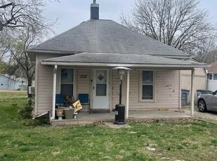 1331 Sunnyslope St, Emporia, KS 66801