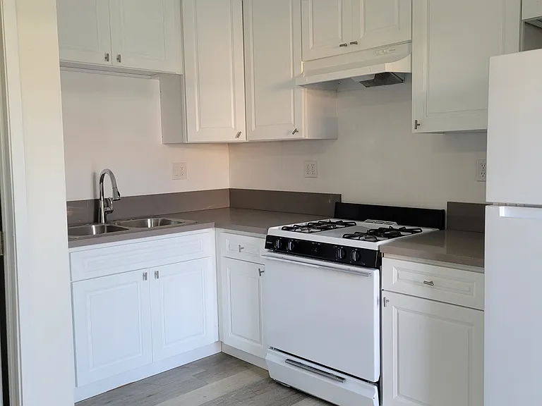 4930 Buffington Rd #B — Photo 6