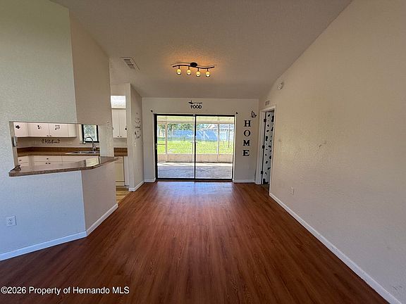 4th image of 14078 Spring Hill Dr