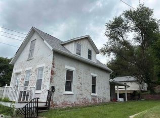 18 N 1st St, Keokuk, IA 52632