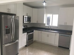 9070 SW 48th St, Miami, FL 33165