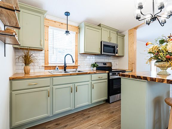 5th image of 413 Fantail Ave