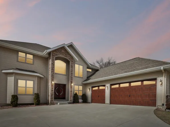 2820 Bluebird Dr, Portage, WI 53901