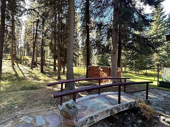 4th image of 180 Buckskin Dr