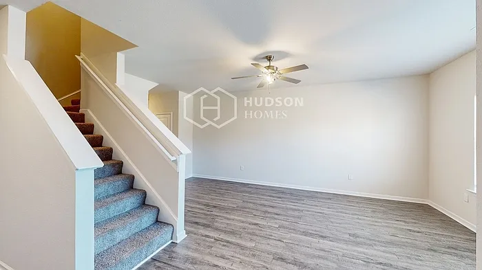 4 bed, 2.5 bath, 1762 sqft, $1,699 — Photo 3