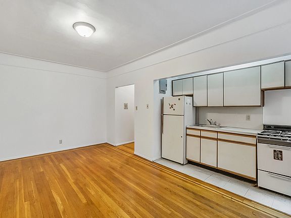 5th image of 42-22 Ketcham St #20D