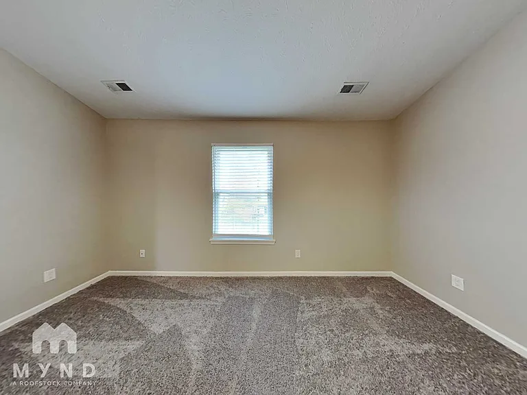 105 W Carolina St — Photo 7