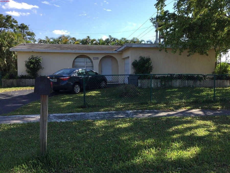 1st image of 11500 NW 38th Pl