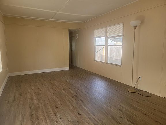3rd image of 7436 Gulf Breeze Cir