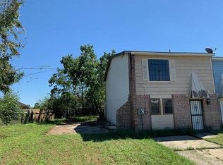 5129 Bayouview Ct, New Orleans, LA 70126