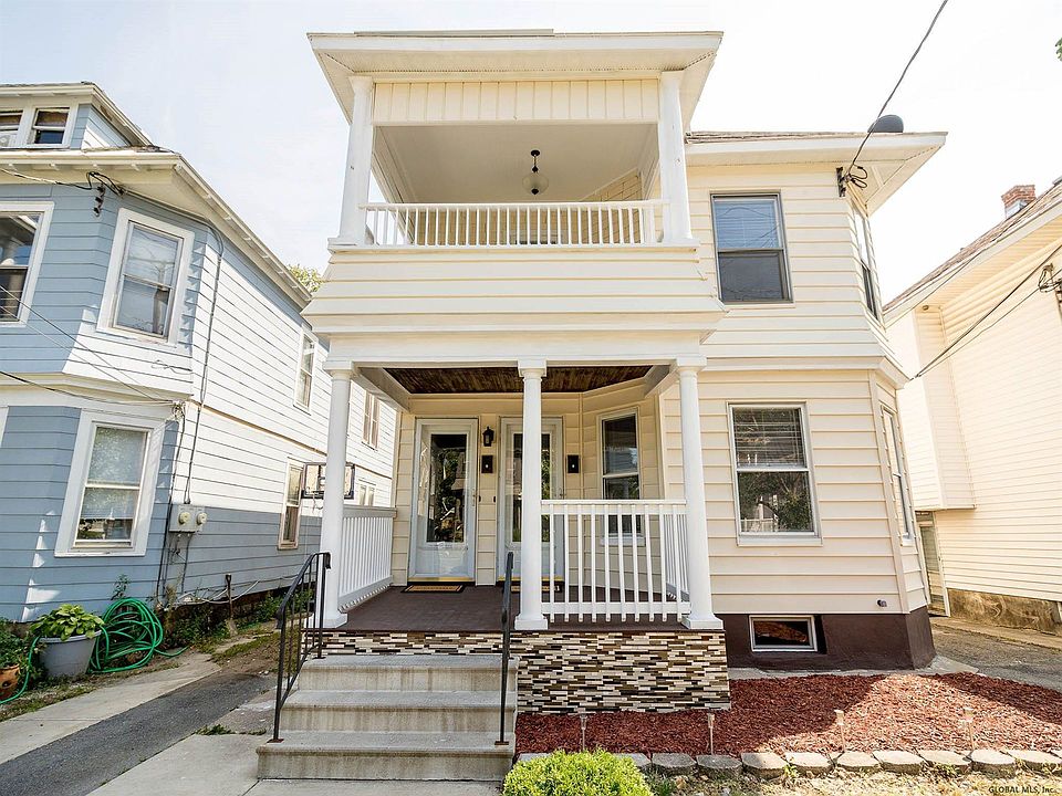 1st image of 1030 Baker Ave