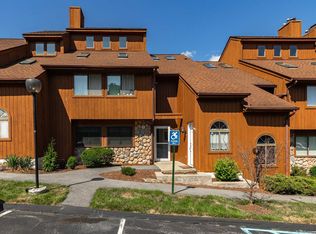 132 Swan Ct, Poughkeepsie, NY 12603