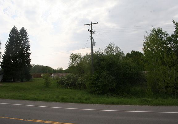 3rd image of 715 N Mill St