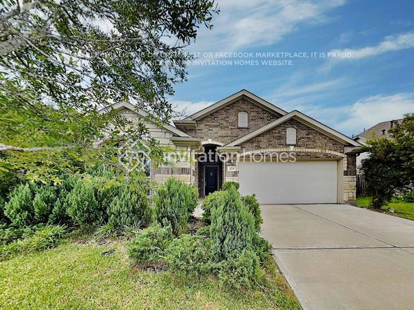 428 Pecan Landing Ln