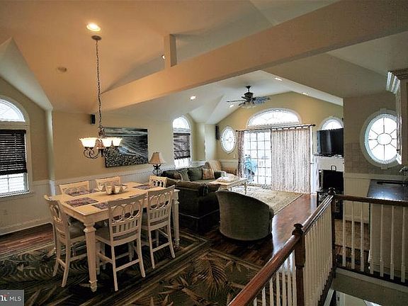 4th image of 85 85th St APT 3