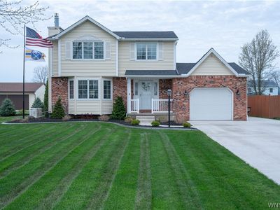 7182 Winbert Dr, North Tonawanda, NY, 14120