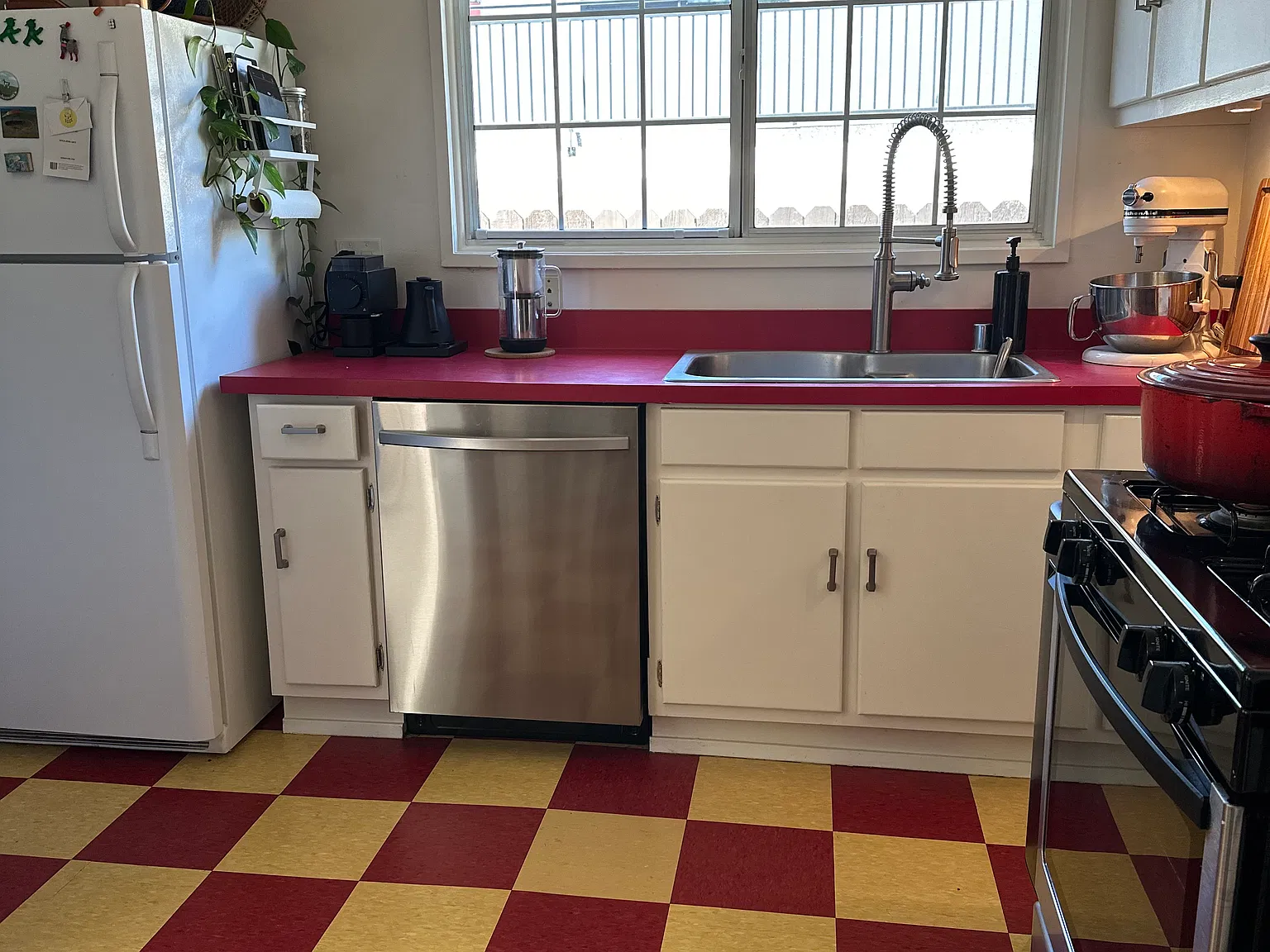 3 bed, 1092 sqft, $4,300 — Photo 4