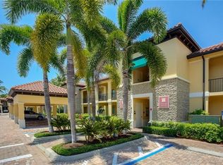 995 Sandpiper St, Naples, FL 34112