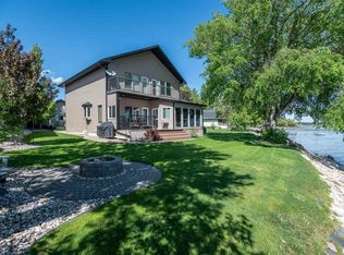 812 8 St, Rural Lac Ste. Anne County, AB T0E1A0