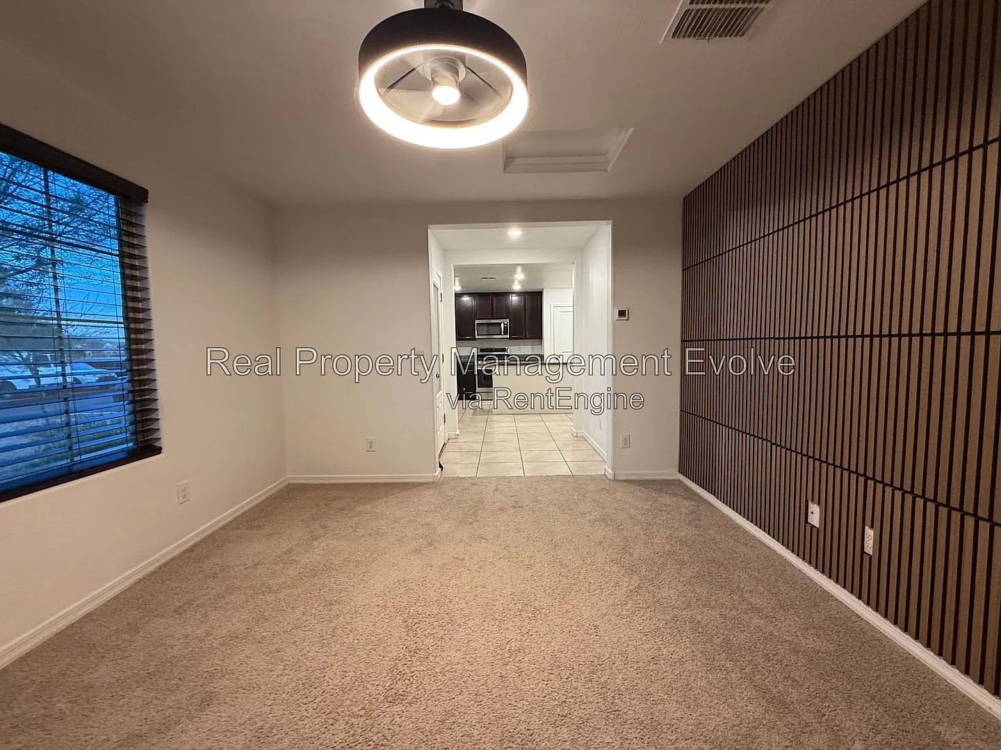 3 bed, 2.5 bath, 1531 sqft, $2,095 — Photo 4