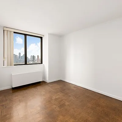 Rented by Douglas Elliman | media 19