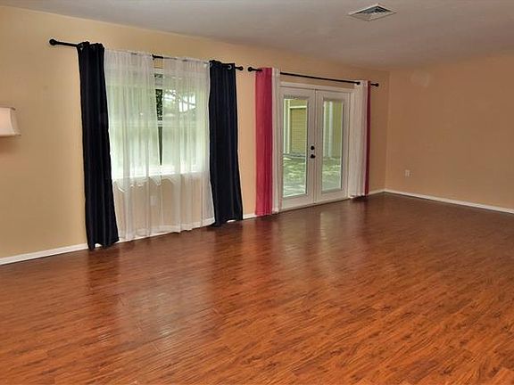 4th image of 3505 Woodmont Dr