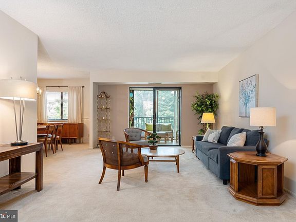 3rd image of 5901 Mount Eagle Dr APT 415