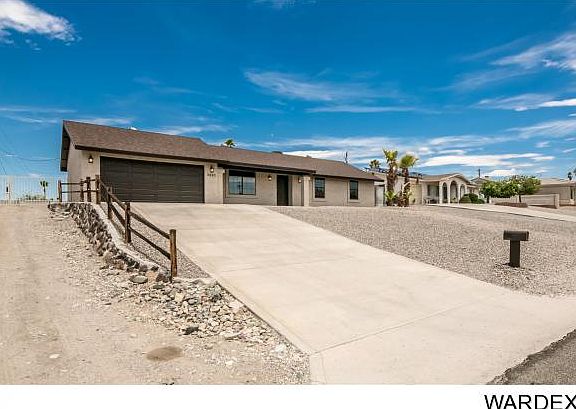 2nd image of 2695 Stingray Ln