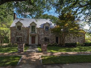 232 Woodland Rd, Brookline, MA 02467