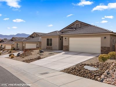 942 Shadow Hawk Rdg, Mesquite, NV, 89027