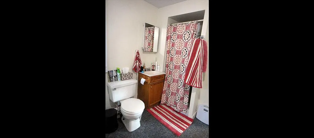 1 bed, 926 sqft, $900 — Photo 2