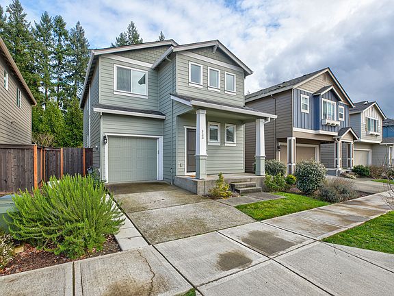 2nd image of 533 NE 138th Pl