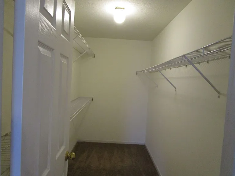 5001-5003 Betty Jean Way — Photo 25
