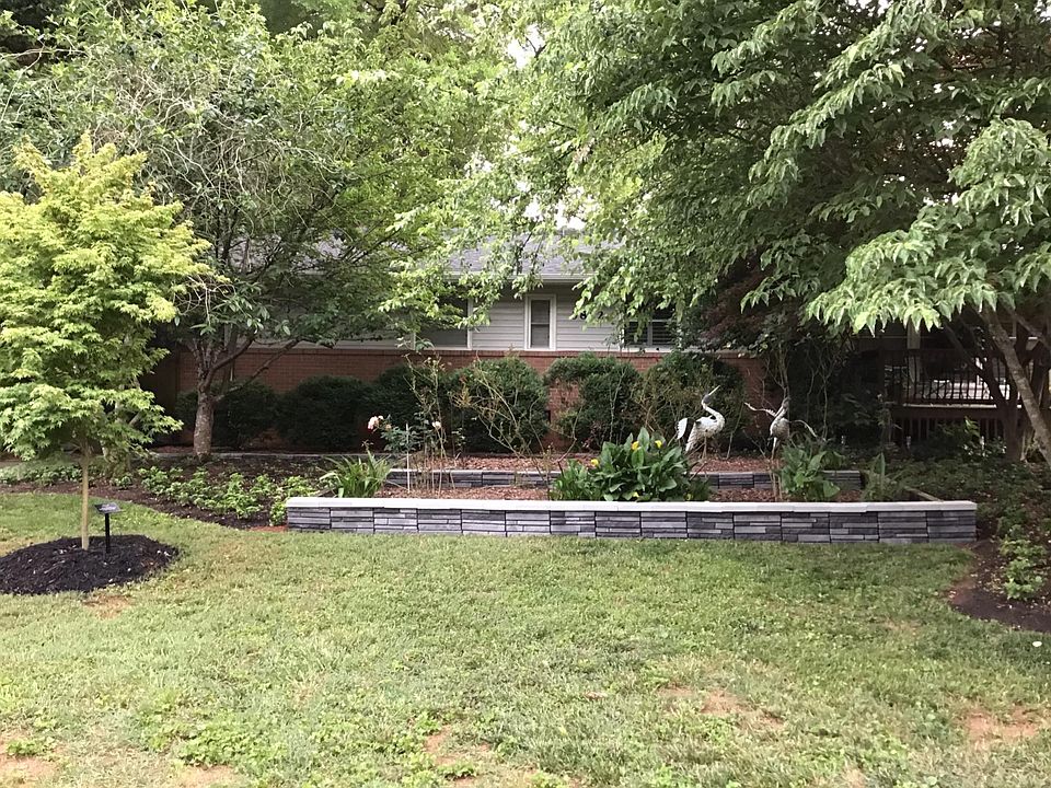 1st image of 3852 Moultrie St
