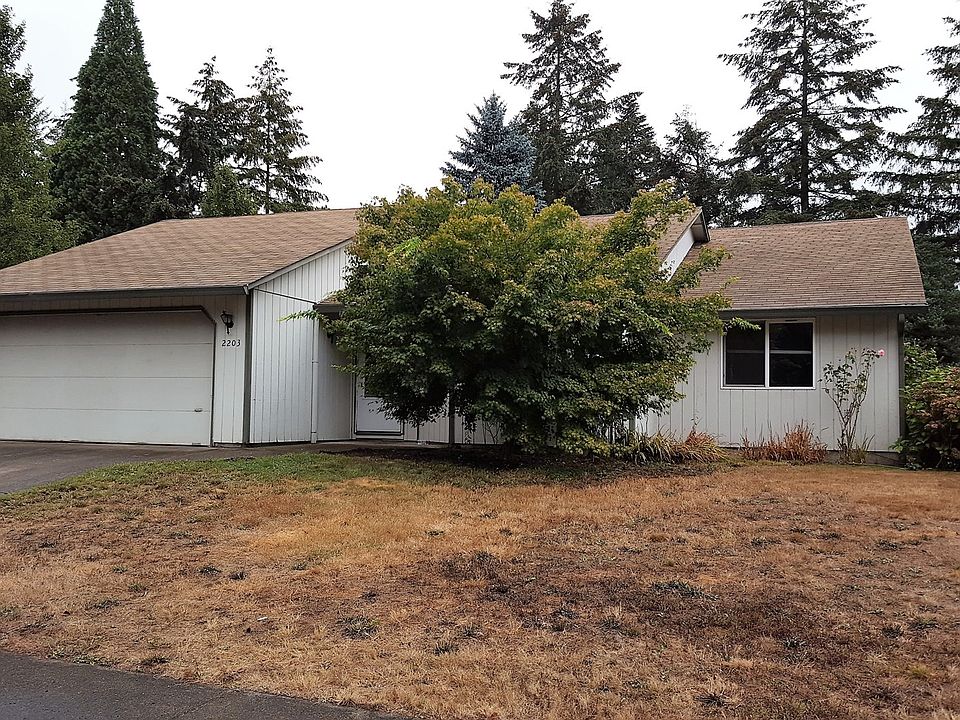 1st image of 2203 NE 93rd Ct