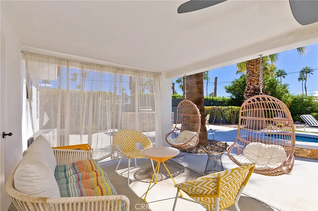 4 bed, 2129 sqft, $24,000 — Photo 4