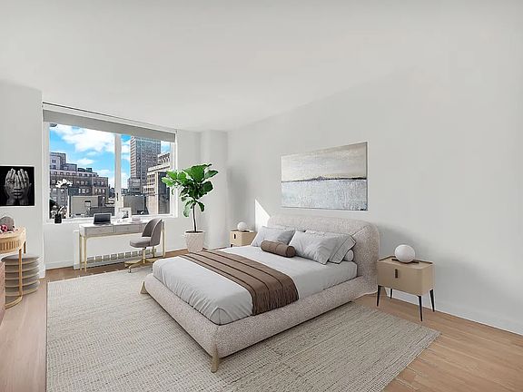 5th image of 70 W 37th St #1803