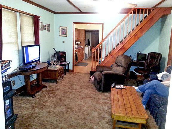 4th image of 217 14th Ave
