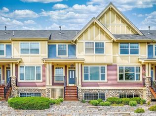 15621 Eaglewood Ln, Apple Valley, MN 55124