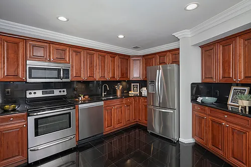 Fairfield Meadows At Port Jefferson Photo 1