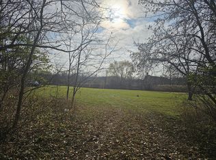5882 N Territorial Rd, Plymouth, MI 48170