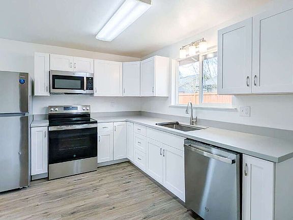 4th image of 8026 51st Ave NE APT 1