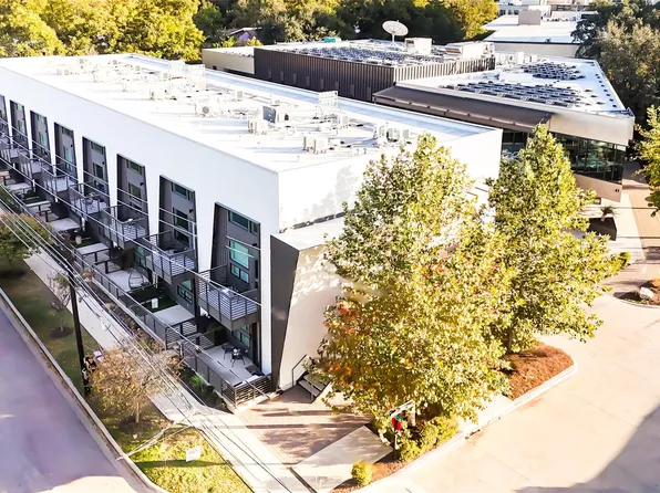 49 Navasota St Unit 209, Austin, TX 78702