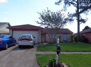 10419 Townhall Ln, Sugar Land, TX 77498