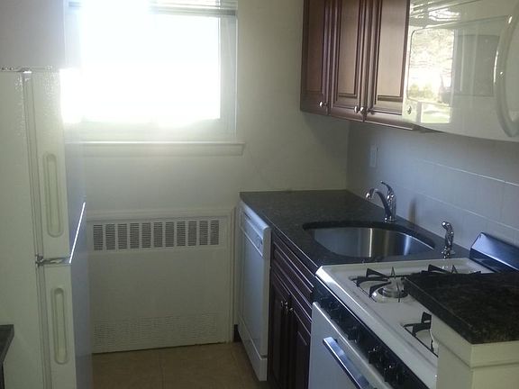 Kitchen Side Angle