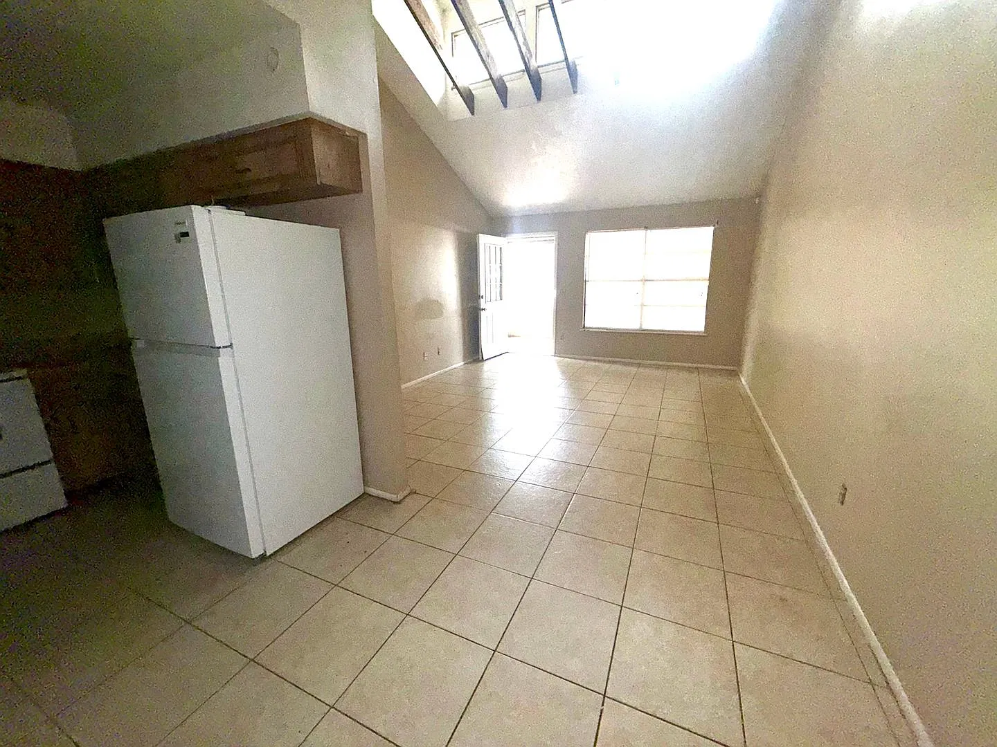 2 Bedroom 2 Bathroom Condo For Rent at 4810 Lighthouse Circle Unit 34 Orlando, Fl. 32808 — Photo 4