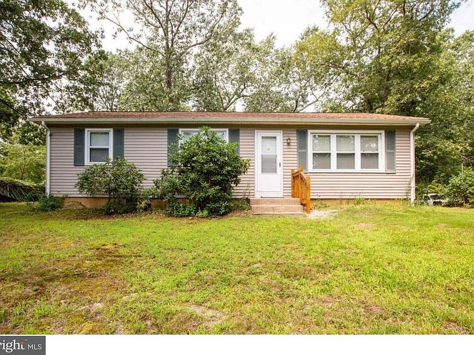 1st image of 59 Larkspur St